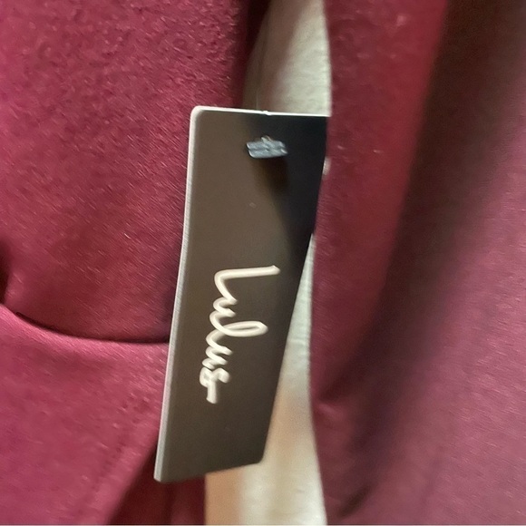 Lulu’s Make it Hot Burgundy Long Sleeve Bodycon Dress Size Medium NWT - Picture 8 of 9